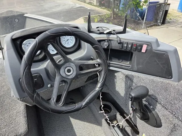 Slide: The Image of Lund Impact 1675 SS 2017 - 14