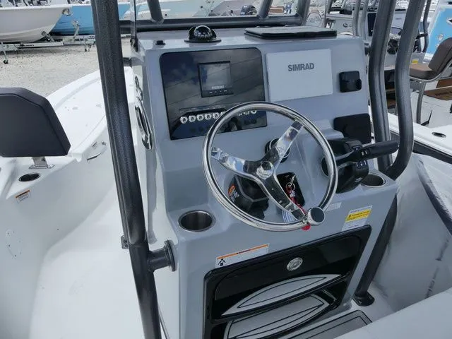 Slide: The Image of Sea Pro 230 Bay 2026 - 10