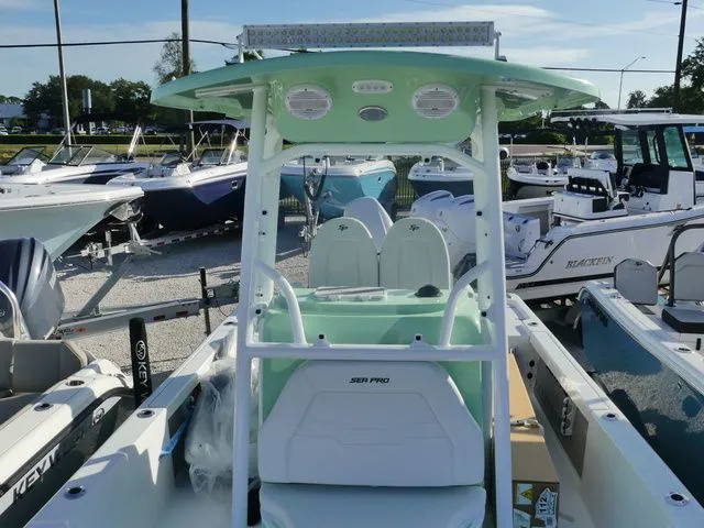 Slide: The Image of Sea Pro 250 Bay 2026 - 17