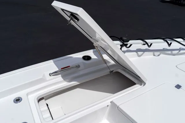 Slide: The Image of Sportsman Masters 247 Bay Boat 2026 - 33