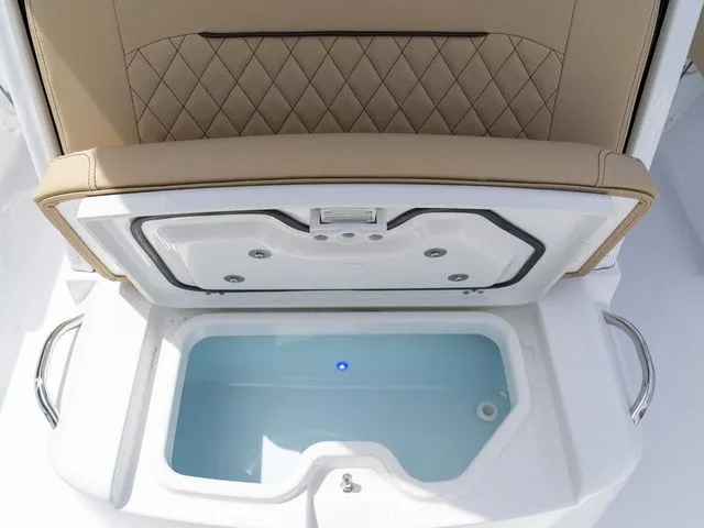 Slide: The Image of Sportsman Masters 247 Bay Boat 2026 - 30