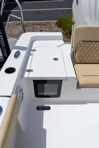 Slide: The Image of Sportsman Masters 247 Bay Boat 2026 - 16