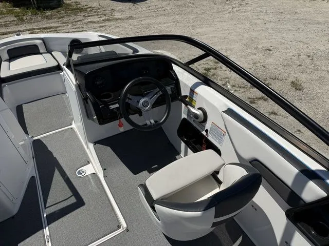 Slide: The Image of Yamaha AR195 2020 - 21