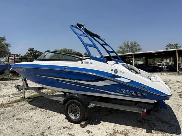 Slide: The Image of Yamaha AR195 2020 - 8