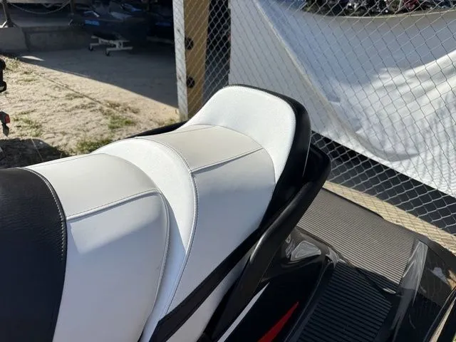 Slide: The Image of Yamaha VX Cruiser HO 2019 - 11