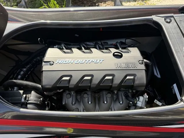 Slide: The Image of Yamaha VX Cruiser HO 2019 - 20