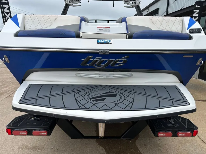 Slide: The Image of Tigé ZX5 2018 - 14