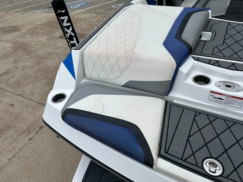 Slide: The Image of Tigé ZX5 2018 - 16