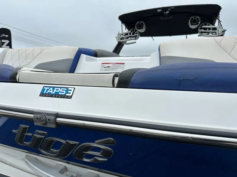 Slide: The Image of Tigé ZX5 2018 - 18