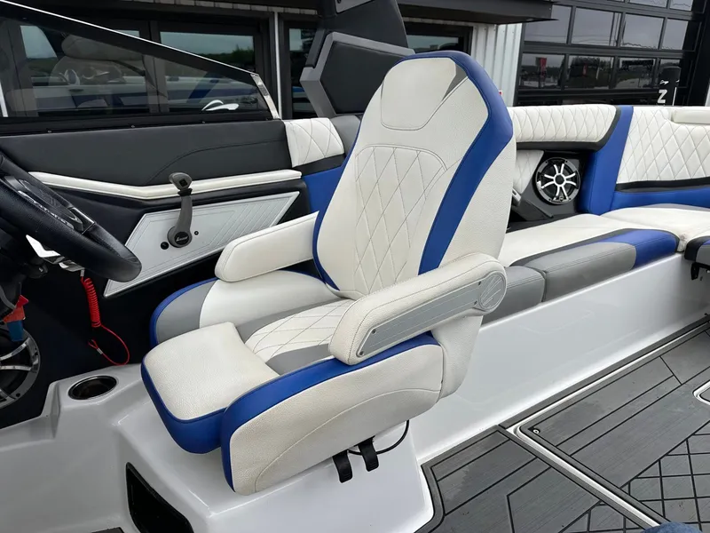 Slide: The Image of Tigé ZX5 2018 - 25