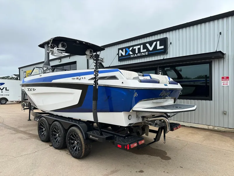 Slide: The Image of Tigé ZX5 2018 - 3