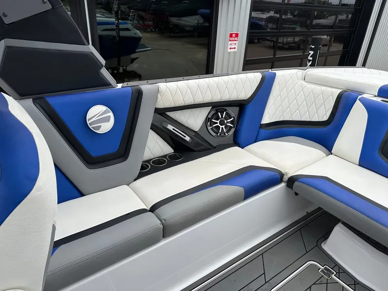 Slide: The Image of Tigé ZX5 2018 - 33