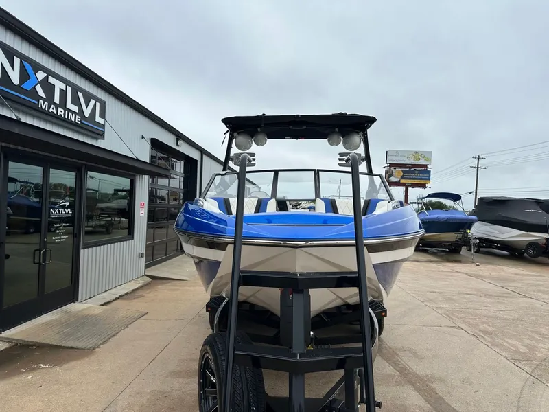 Slide: The Image of Tigé ZX5 2018 - 8