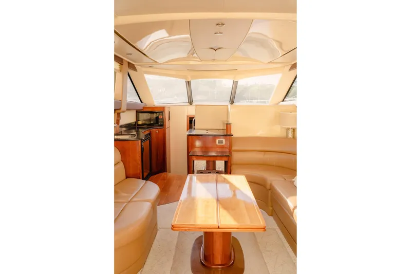 Slide: The Image of Meridian 341 Sedan 2008 - 13