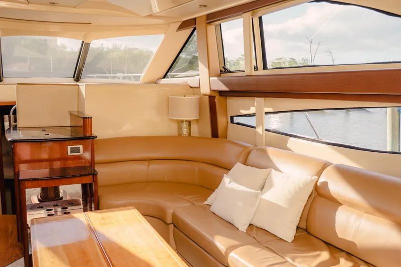 Slide: The Image of Meridian 341 Sedan 2008 - 14