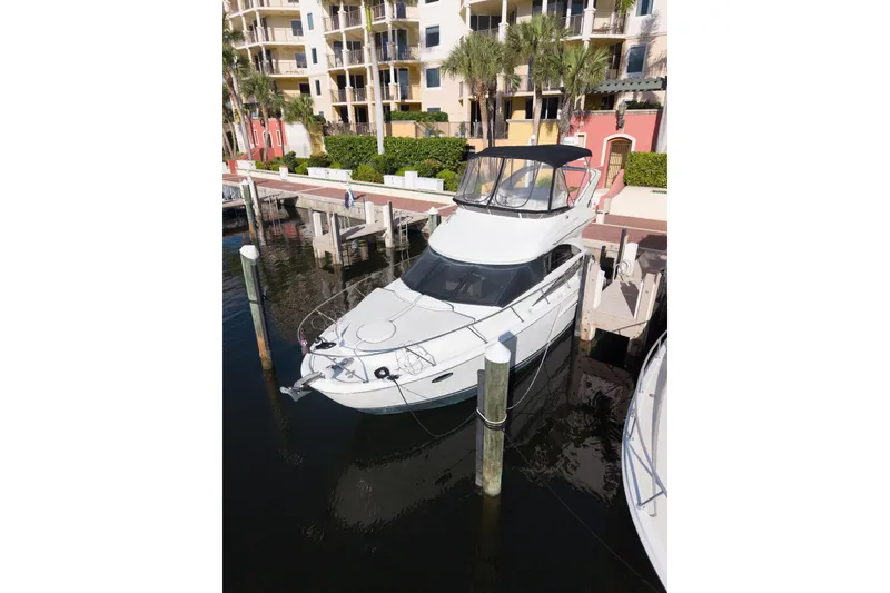 Slide: The Image of Meridian 341 Sedan 2008 - 3