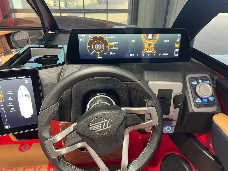 Slide: The Image of Malibu Wakesetter 25 LSV 2026 - 3