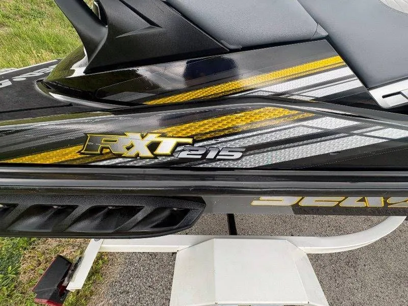 Slide: The Image of Sea-Doo RXT 2009 - 11