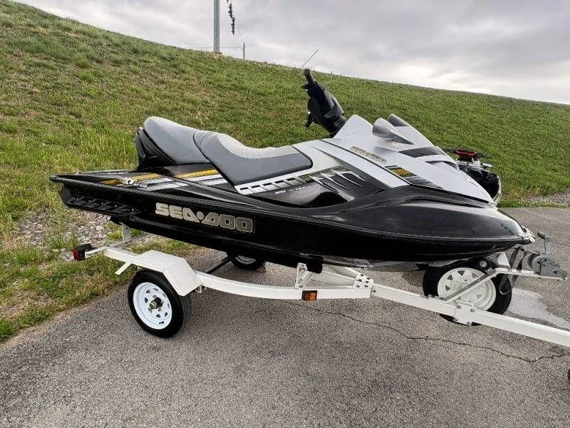 Slide: The Image of Sea-Doo RXT 2009 - 6