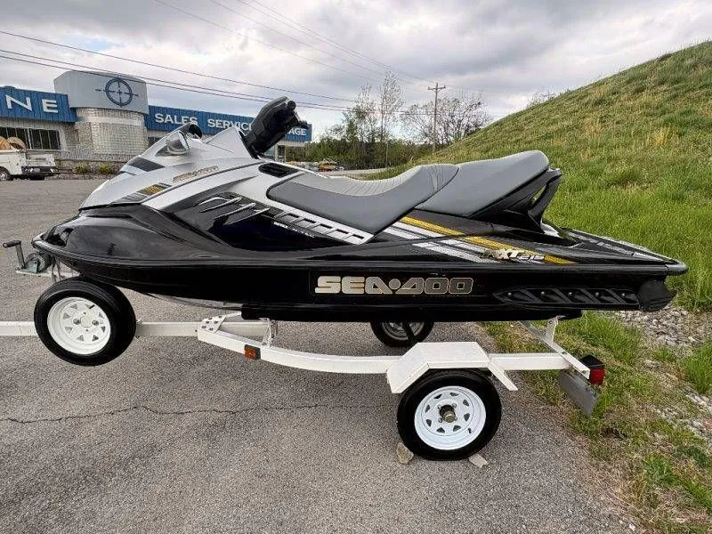 Slide: The Image of Sea-Doo RXT 2009 - 9