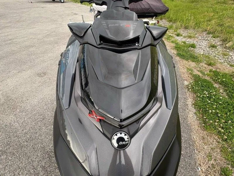 Slide: The Image of Sea-Doo RXT-X 300 2023 - 13