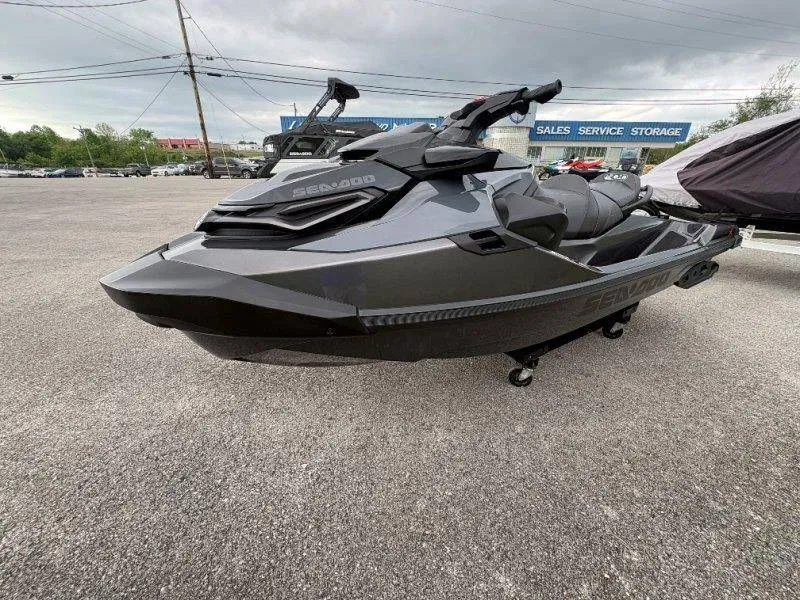 Slide: The Image of Sea-Doo RXT-X 300 2023 - 16