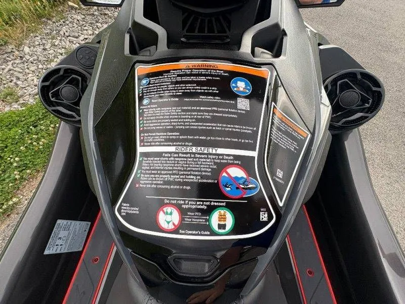 Slide: The Image of Sea-Doo RXT-X 300 2023 - 5