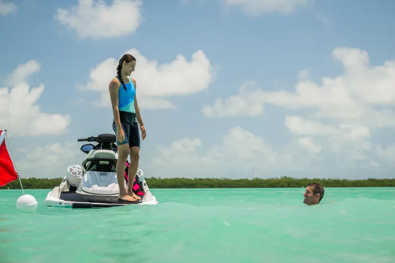 Slide: The Image of Yamaha WaveRunner VX Cruiser HO 2025 - 10