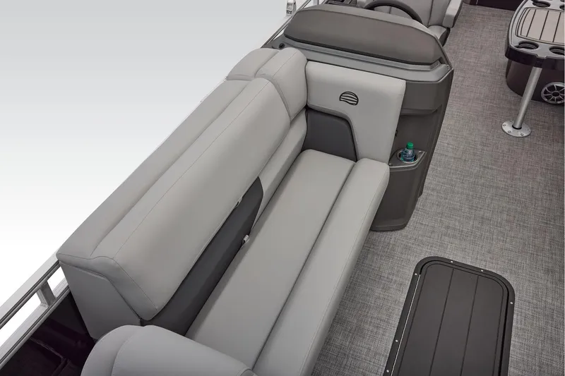 Slide: The Image of Sun Tracker Sportfish 24 XP3 2026 - 45