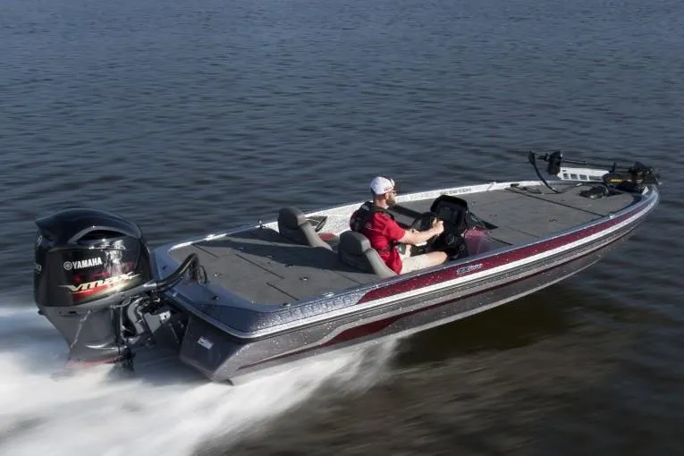 Slide: The Image of Manufacturer Provided Image: 2019 Skeeter ZX 200 boat speeding on water with Yamaha engine. - 17
