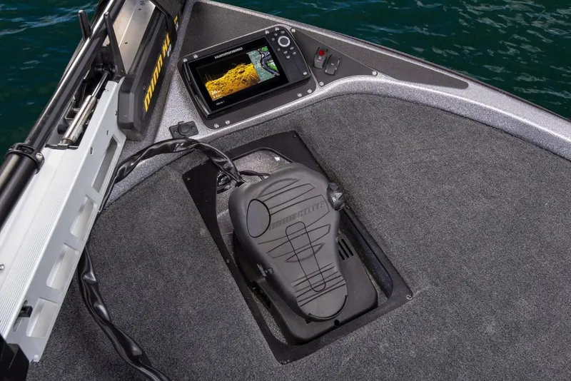 Slide: The Image of Manufacturer Provided Image: 2019 Skeeter ZX 200 boat deck with fish finder and trolling motor. - 20