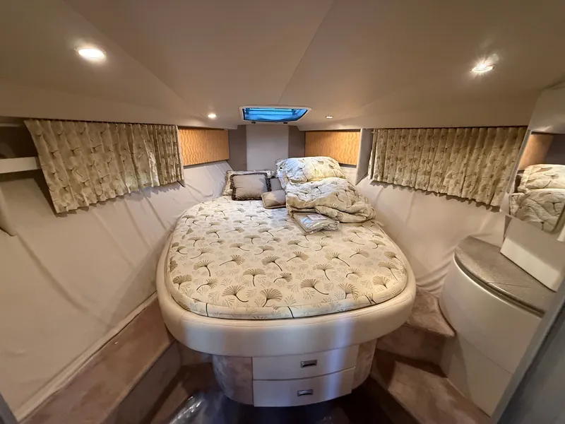 Slide: The Image of Interior of a 1999 Formula 41 Performance Cruiser yacht cabin. - 22