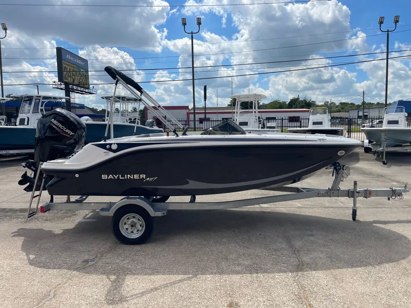 Slide: The Image of Bayliner 170EL 2024 - 7