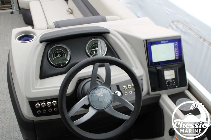 Slide: The Image of Barletta Cabrio C24UC 2025 helm with steering wheel and instruments. - 20