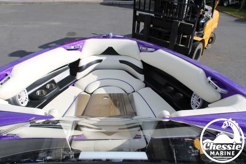 Slide: The Image of Malibu Wakesetter 23 LSV 2015 - 12