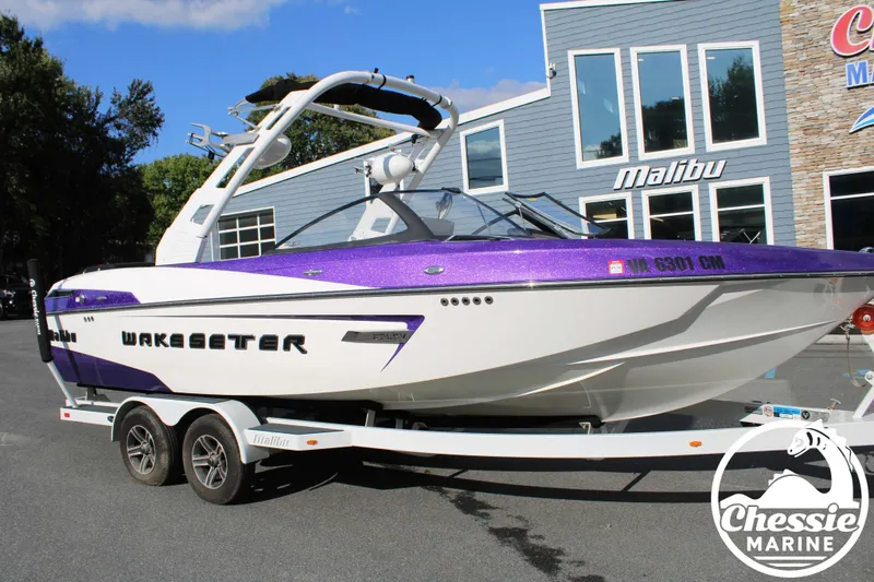 Slide: The Image of Malibu Wakesetter 23 LSV 2015 - 5
