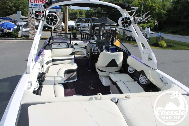 Slide: The Image of Malibu Wakesetter 23 LSV 2015 - 7