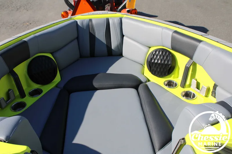 Slide: The Image of Malibu Wakesetter 22 LSV 2023 - 16