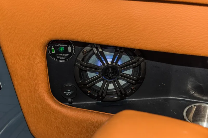 Slide: The Image of Speaker and USB input on 2017 Cruisers Sport Series 298 Bow Rider South Beach Edition. - 14