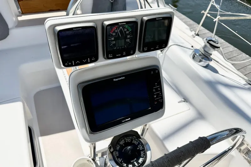 Slide: The Image of Cockpit of 1998 Catalina 380 sailboat with Raymarine navigation instruments. - 17