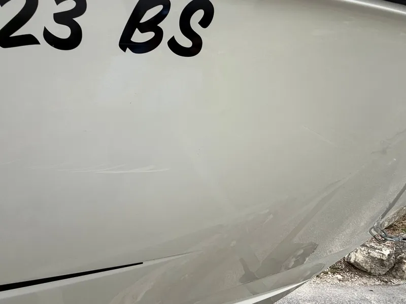 Slide: The Image of Sea Ray SLX 230 2011 - 10