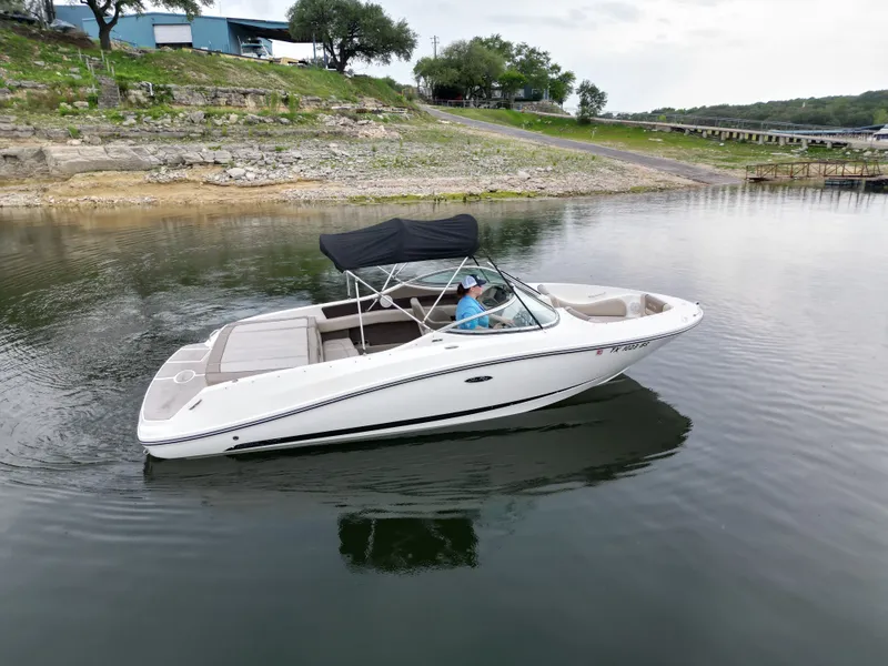 Slide: The Image of Sea Ray SLX 230 2011 - 2