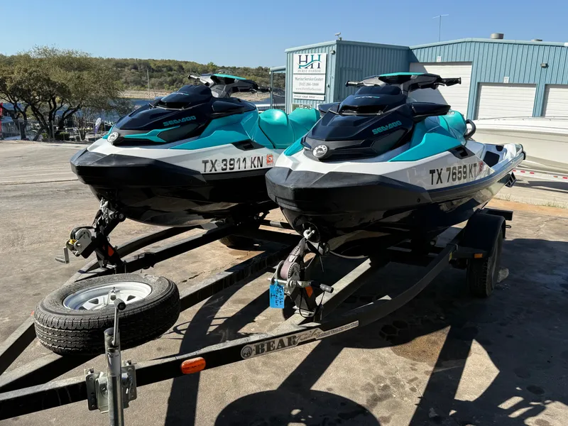 The Image of Sea-Doo GTX PRO 130 2022 - 0
