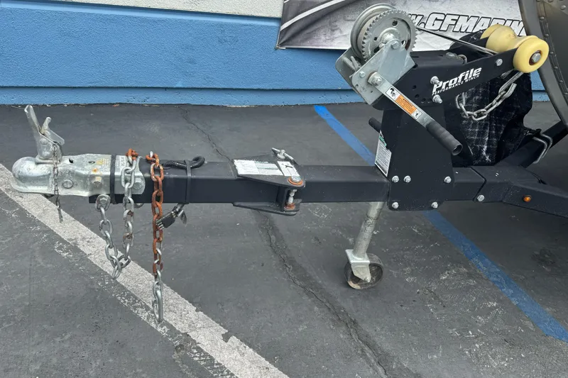 Slide: The Image of Trailer hitch and winch of a 2019 Lund 1675 Adventure Sport boat. - 6