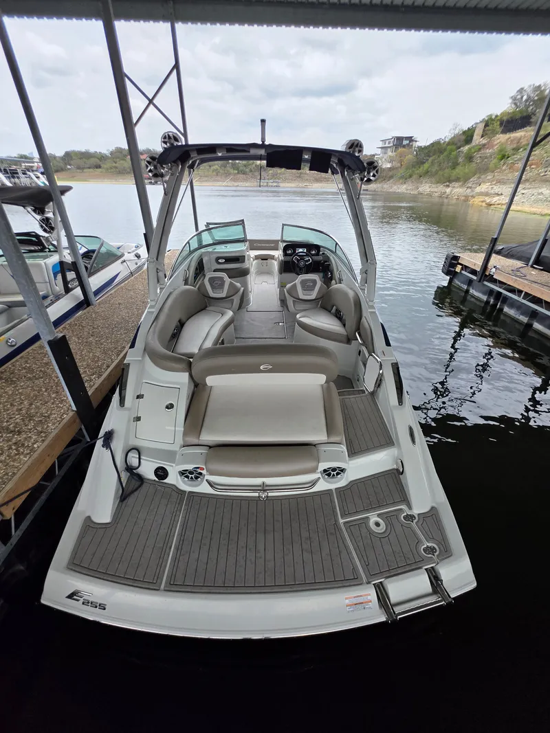 Slide: The Image of Crownline Boats Eclipse E255 2022 - 22