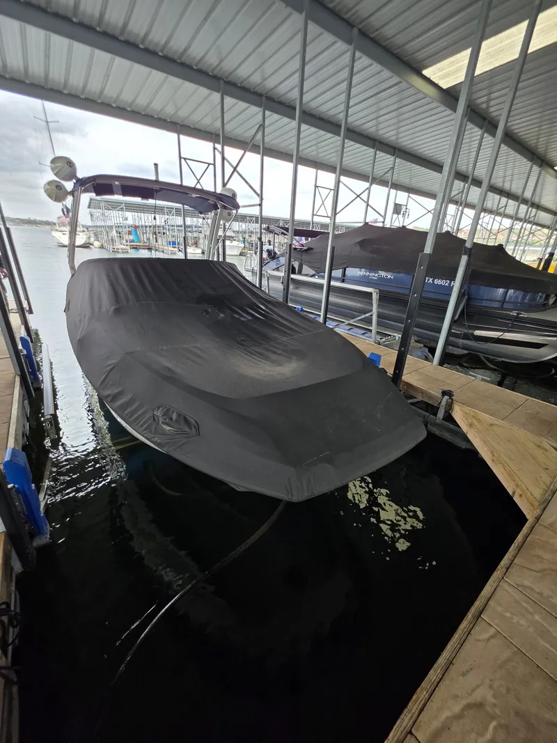 Slide: The Image of Crownline Boats Eclipse E255 2022 - 27
