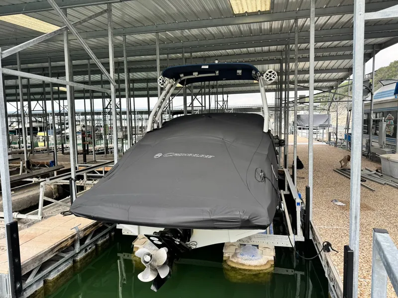 Slide: The Image of Crownline Boats Eclipse E255 2022 - 28