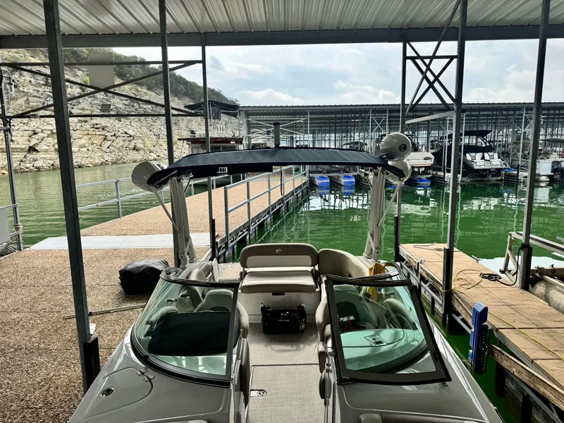 Slide: The Image of Crownline Boats Eclipse E255 2022 - 33