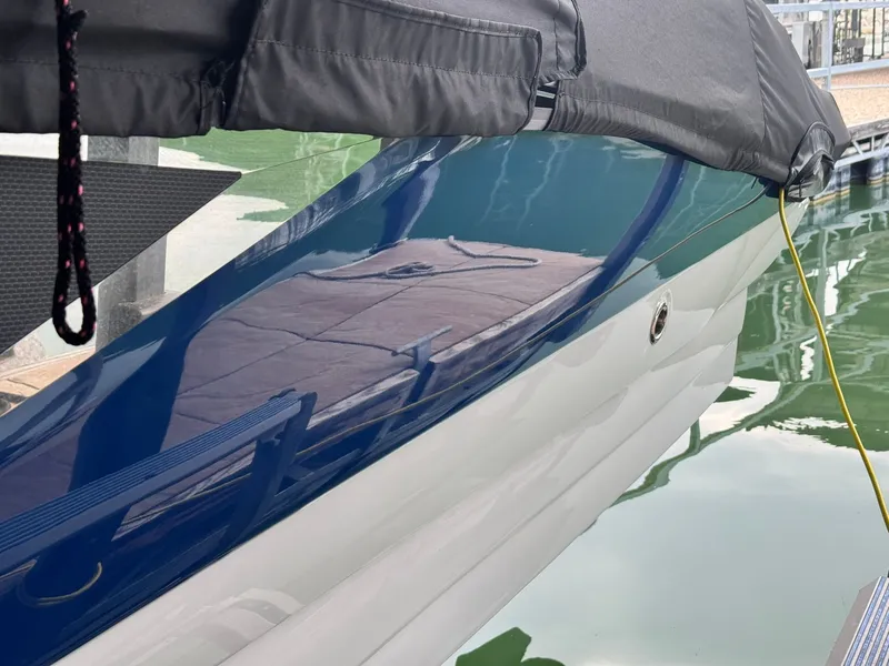 Slide: The Image of Crownline Boats Eclipse E255 2022 - 34