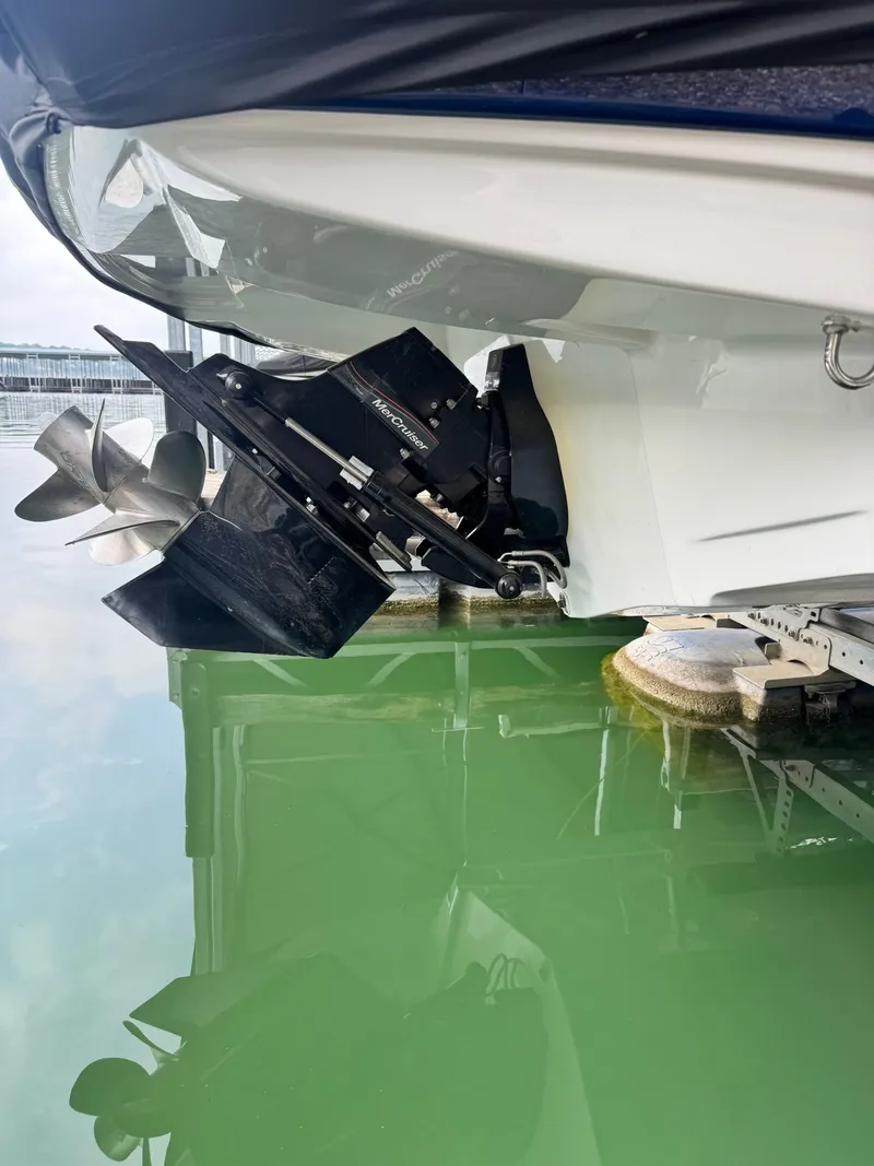 Slide: The Image of Crownline Boats Eclipse E255 2022 - 35